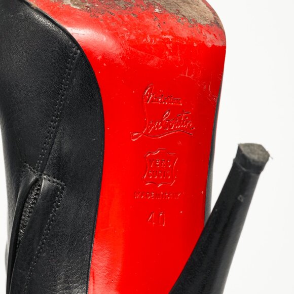 Christian Louboutin Black Grained Leather Heeled Booties - Picture 5 of 9